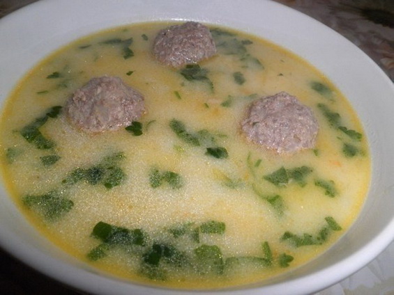 Сырный суп с плавленным сыром и фрикадельками