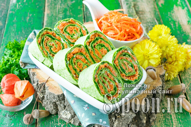 Рулет из лаваша с корейской морковкой и зеленью фото 1